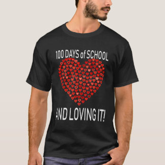 Lovande 100 dagar av skola i Lycklig T Shirt