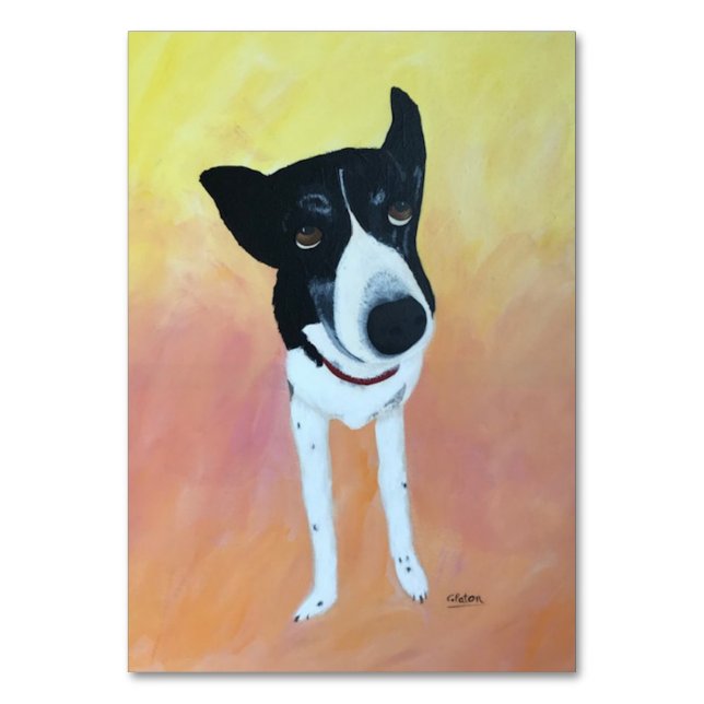 Lovande, annons, hund temat läsning av blixtkort bordsnummer (Framsidan)