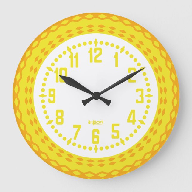 LOVE ART KLOCK OLIVENZA EXT BY MASANSER STOR KLOCKA (Framsida)