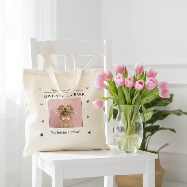 Love at First Bark Personalized Dog  Tygkasse (Skapare uppladdad)