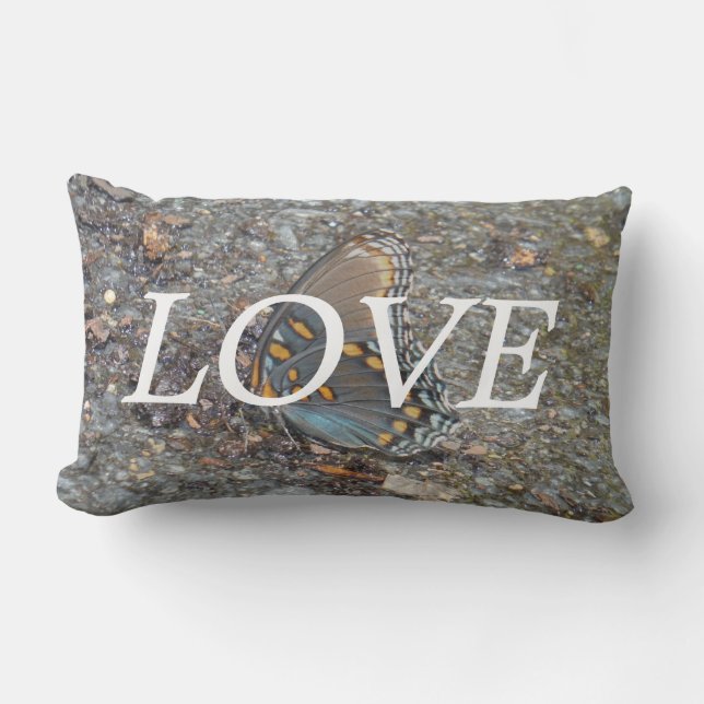 lOVE ,blå fjäril på småsten inspiration kudde (Framsida)