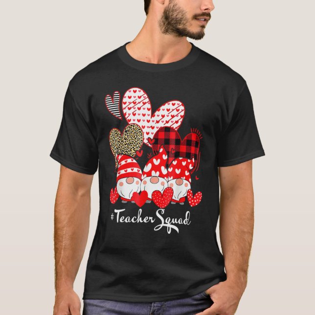 Love Gnome Teacher Squad Happy Valentine Gnome Tea T Shirt (Framsida)