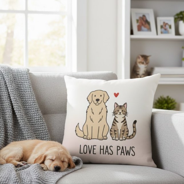 Love Has Paws | Cute Minimalist Dog and Cat Illust Kudde (Skapare uppladdad)