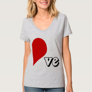 LOVE HEART HÖGER SIDA -.png T-shirt