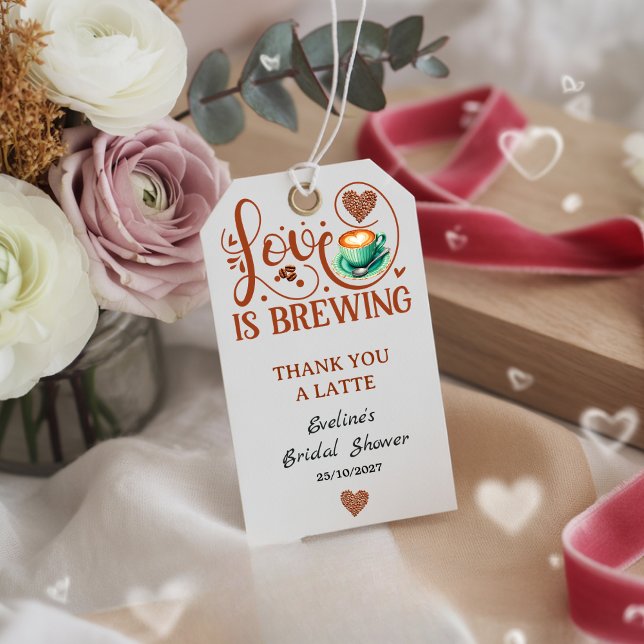 Love Is Brewing Bröllopsdusch Terrakotta Kaffe  Presentetikett (love is brewing bridal shower wedding gift tag modern coffee beans brunch brown winter fall)