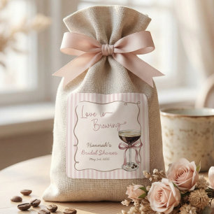 Love is Brewing Espresso Martini översätts till: K Fyrkantigt Klistermärke