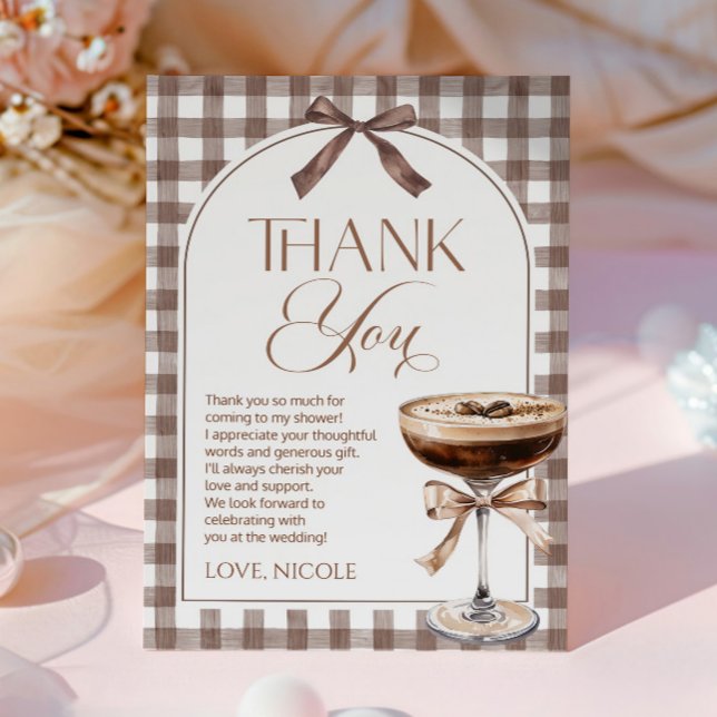 Love Is Brewing Expresso Martini Bow Bridal Shower Tack Kort (Skapare uppladdad)