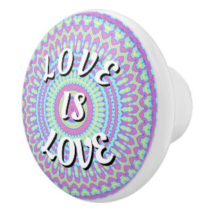 Love Is Love Pride Knopp