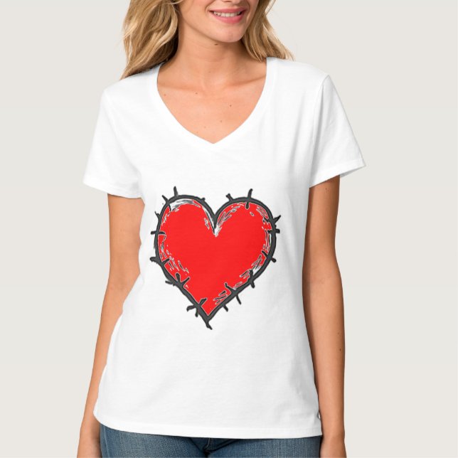 Love is  t shirt (Framsida)
