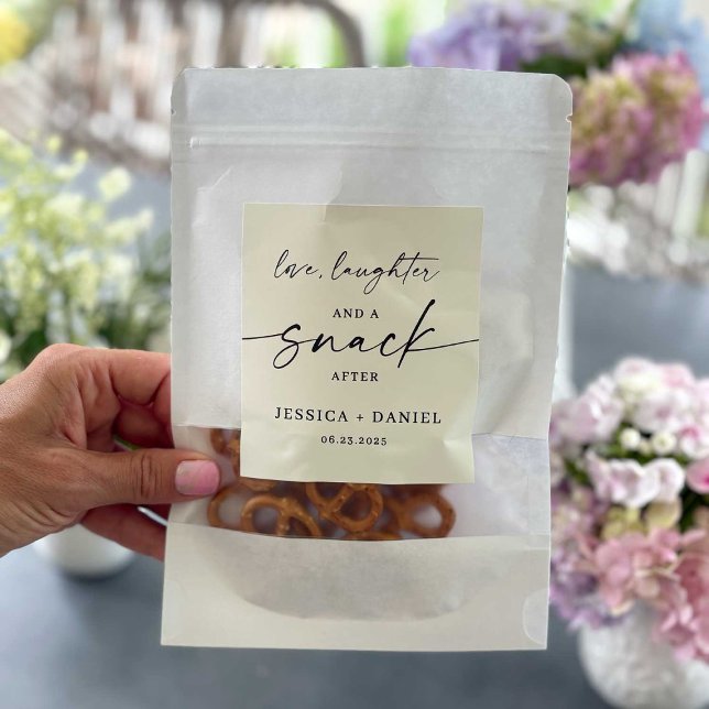 Love, Laughter and a Snack After Label Stickers Vinflaska Etikett (Skapare uppladdad)