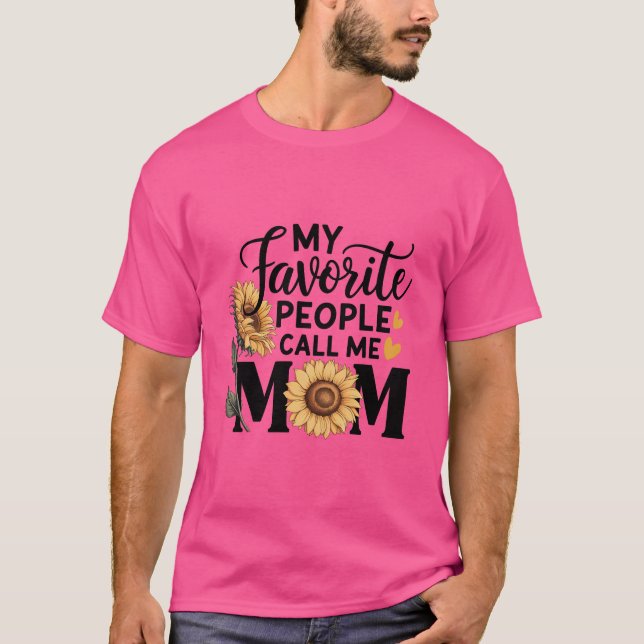 Love  Mom T Shirt (Framsida)