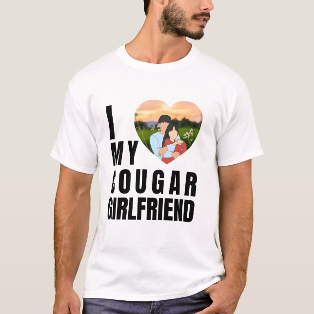 Love My Cougar Funny Older Girlfriend Dating Quote T Shirt (Framsida)