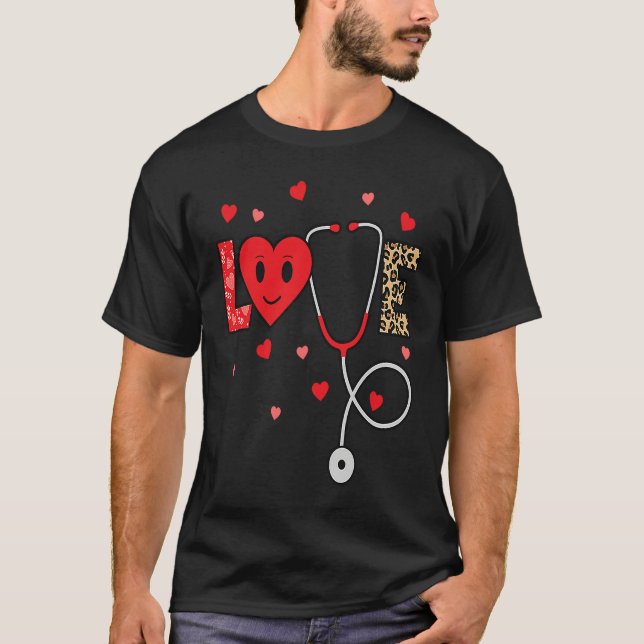 Love Nurse Life Valentines Day Heart Nursing Scrub T Shirt (Framsida)