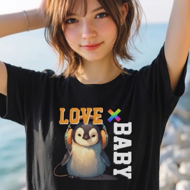 LOVE × PENGUIN - Custom  T Shirt (Skapare uppladdad)