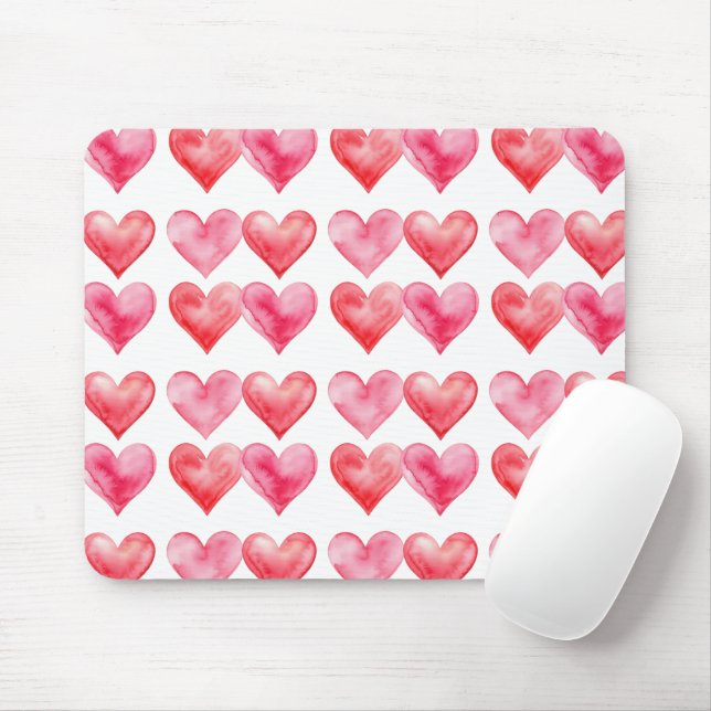 Love pink and red watercolor hearts pattern  musmatta (Med mus)