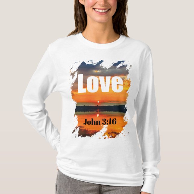 Love Scripture Glowing Sunset Over Water T Shirt (Framsida)