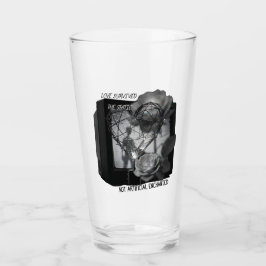 Love Survived the Static Glaskopp