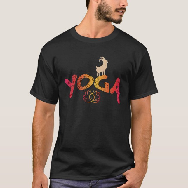 Love Yoga Goat Pose product for meditation T Shirt (Framsida)