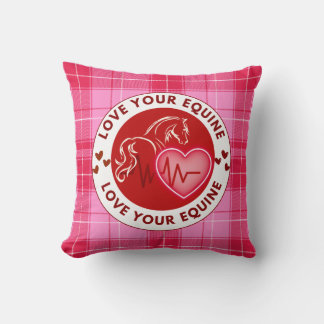 Love Your Equine Throw Pillow Kudde