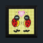 Lovebugs Picnic Minnesask<br><div class="desc">Bakgrund i schackbrädet med ett par ladybuggar "lovebugs"</div>