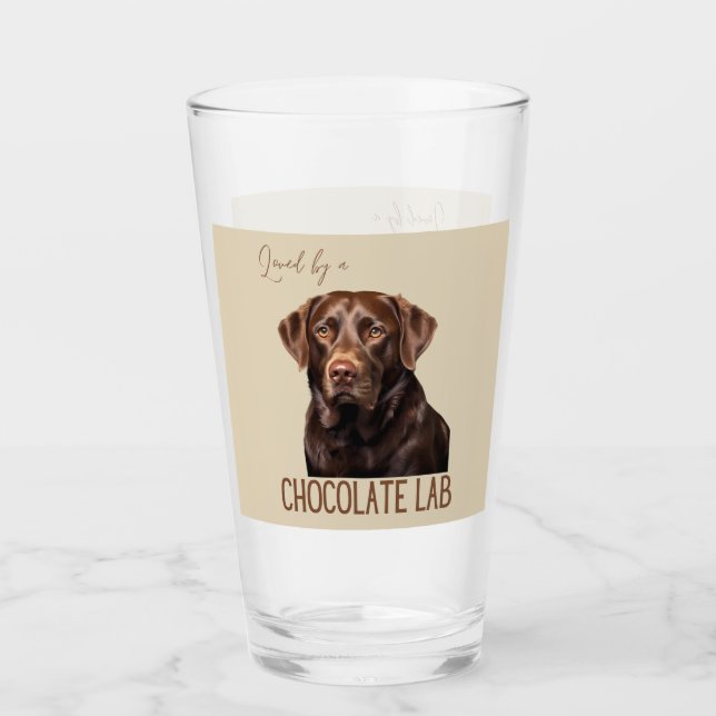 Loved By A Chocolate Lab Labrador Dog Lover  Glaskopp (Framsida)