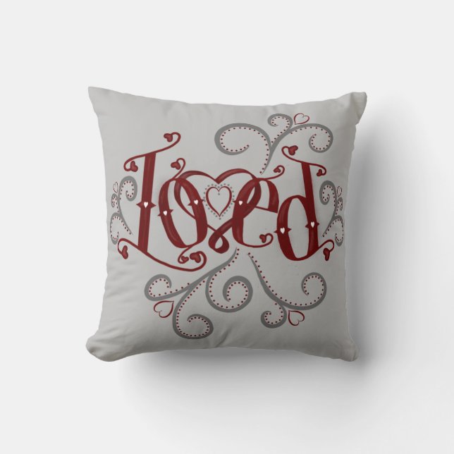 Loved Cushion Kudde (Framsida)
