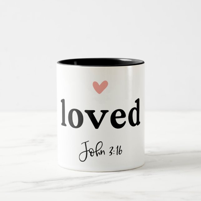 Loved John 3:16 Bible Verse Två-Tonad Mugg (Center)