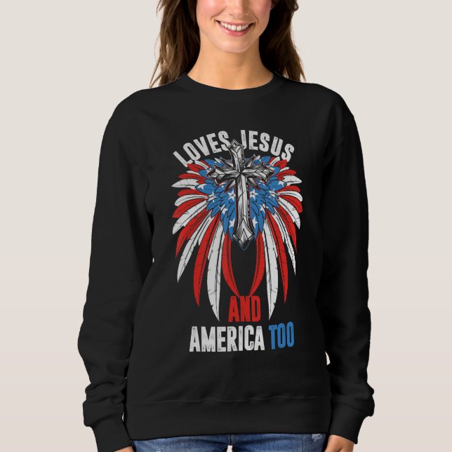 Loves Jesus and America Too God Christian 4th of J T Shirt (Framsida)
