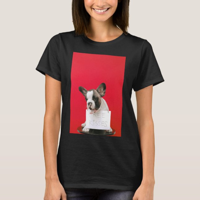 Loving Free Kisses Pit Bull T Shirt (Framsida)