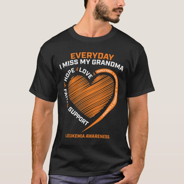 Loving Memory of My Grandma Leukemia Awareness T Shirt (Framsida)
