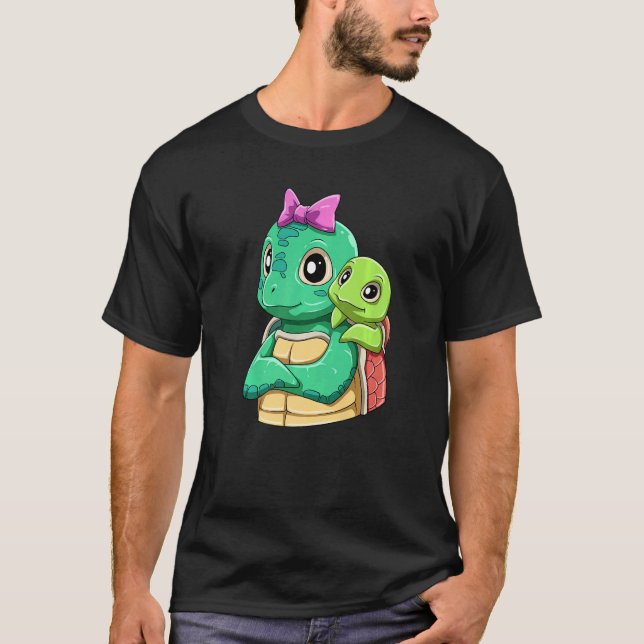 Loving Turtle with Turtle Kid for a Turtles  Mommy T Shirt (Framsida)
