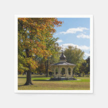 Lövpark höstpaviljong