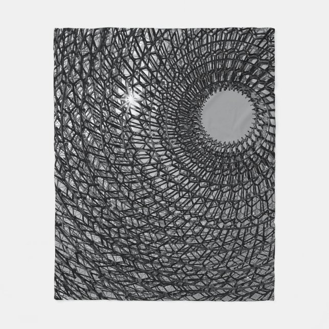 Low angle photo of dome building fleecefilt (Framsidan)