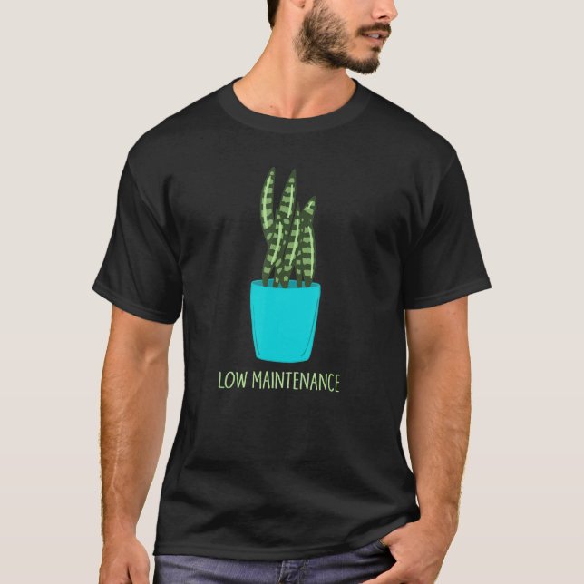 Low Maintenance Snake Plant Houseplant Graphic T Shirt (Framsida)