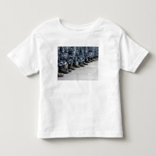 Lowen delar upp beskådar av sjömän tee shirt