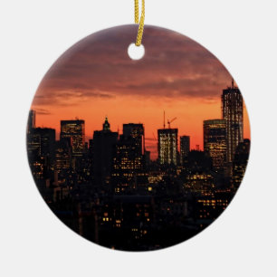Lower Manhattan-silhoutten i skymning, rosa himmel Julgransprydnad Keramik