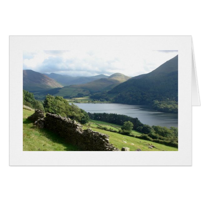 Loweswater, distriktet Sjö. Hälsningskort (Framsidan Horizontal)