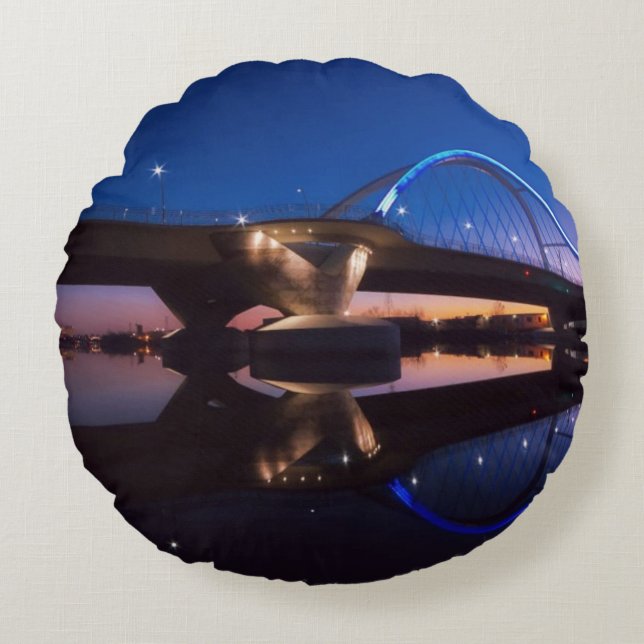 Lowry solnedgång rund kudde (Framsidan)