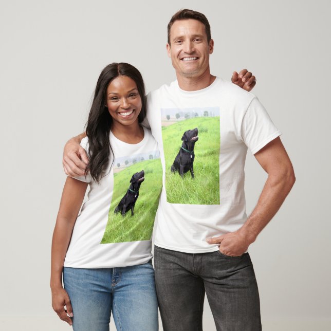 LR svart lab sitta T Shirt (Unisex)