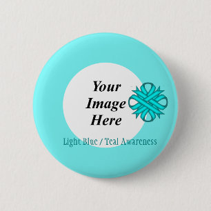 Lt Blue/Teal Klöver Ribbon Tmpl av Kenneth Yoncich Knapp