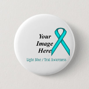 Lt Blue / Teal Standard Ribbon av Kenneth Yoncich Knapp