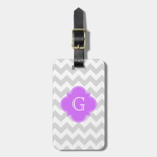 Lt Grå Vit Chevron Lila Fyrklöver Monogram Bagagebricka