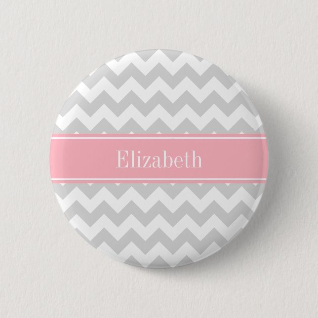 Lt Grått White Chevron Zigzag Rosa Namn Monogram Knapp (Framsida)