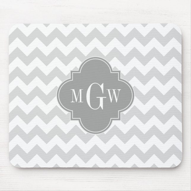 Lt Grått Wht Chevron Grått Quatrefoil 3 Monogram Musmatta (Framsidan)