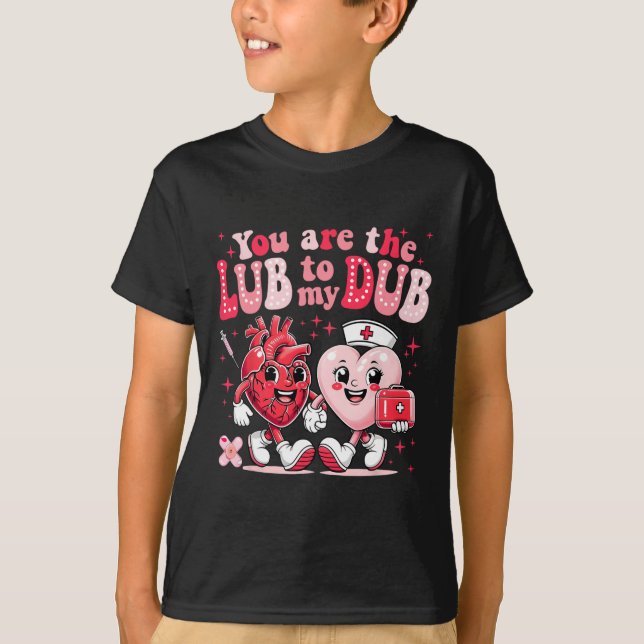 Lube till min Dub Cvicu Nurse Valentine Car T Shirt (Framsida)