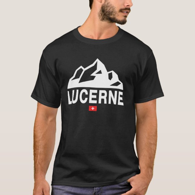 Lucerne Schweiz Attraktion Swiss Flagga T Shirt (Framsida)