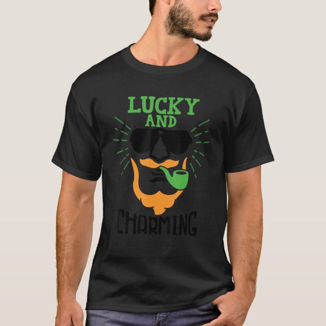 Lucky and Charming St patricks day C Lucky Charm M T Shirt (Framsida)