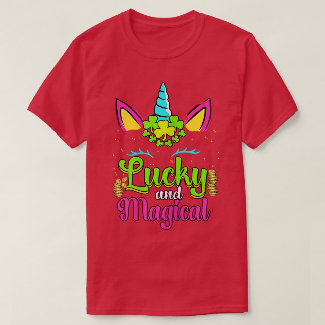 Lucky and Magic Unicorn St Patricks Shenanigans T Shirt (Design framsida)