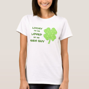 Lucky att vara Loved Irish Shamrock T Shirt