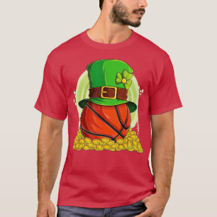 Lucky Basketball Leprechaun Hat Pile Golden Mynt T Shirt
